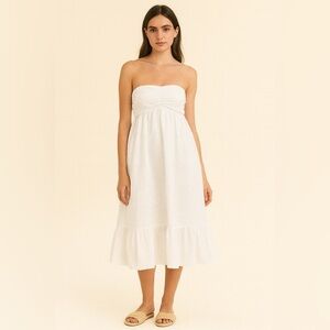 Island Company Ariel white strapless dress. Size Medium